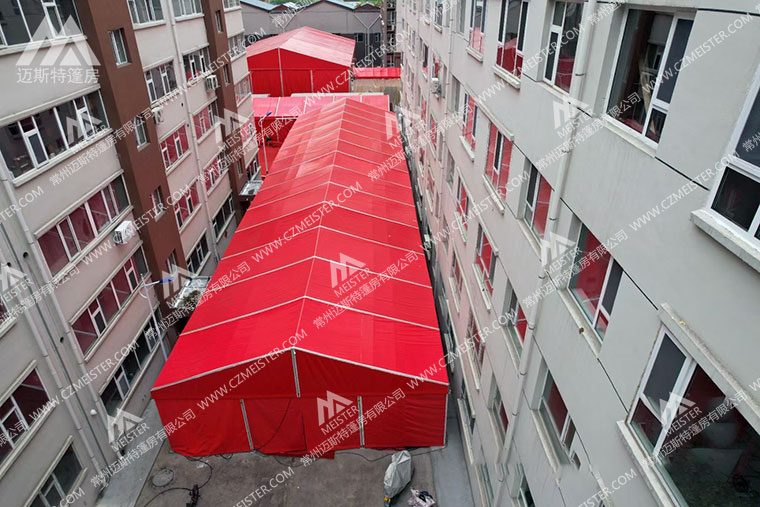 红色婚庆篷房:小区空地婚礼的完美搭档!